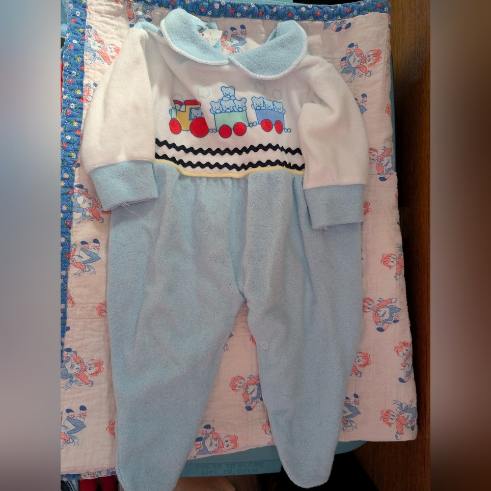 Vintage Baby Sleeper (See Measurements)